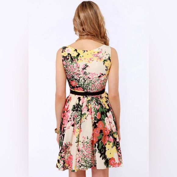 Darling Lulus Ashley Floral V Neck Bodice Fit Flare Skater Tulle Dress S - Picture 4 of 12